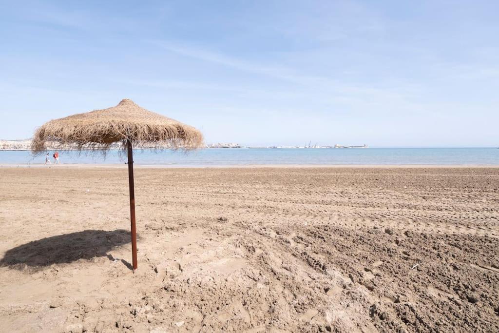 Beach House Marea Coral Мелілья Екстер'єр фото